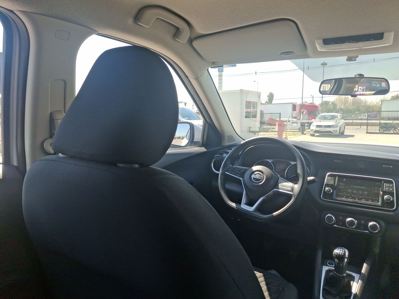 NISSAN - 14