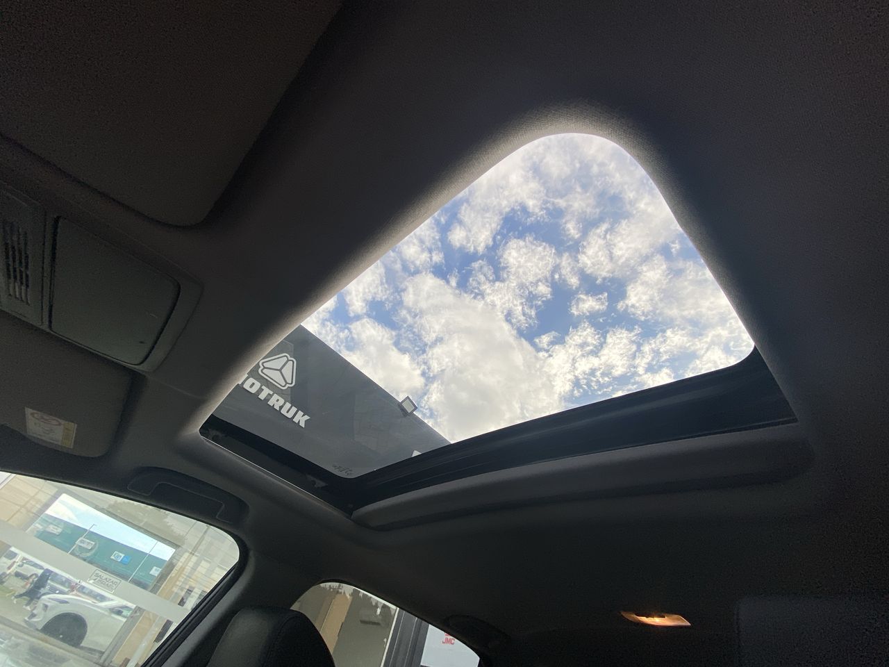 Honda CR-V — foto 34 de 36