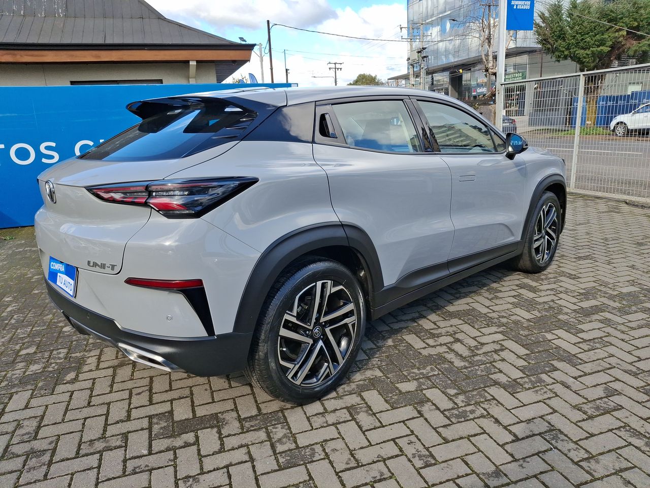 CHANGAN - 7