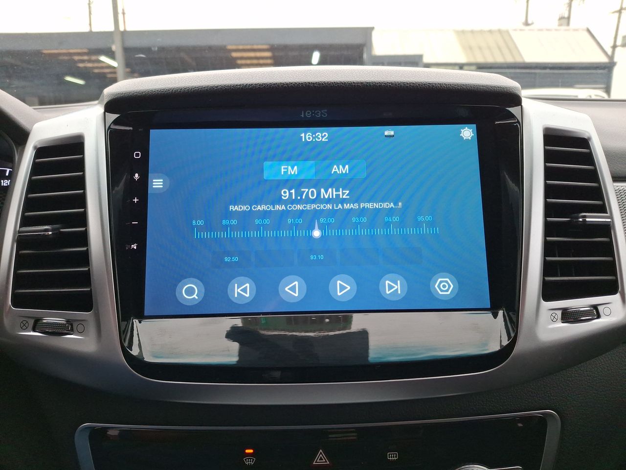SSANGYONG - 19