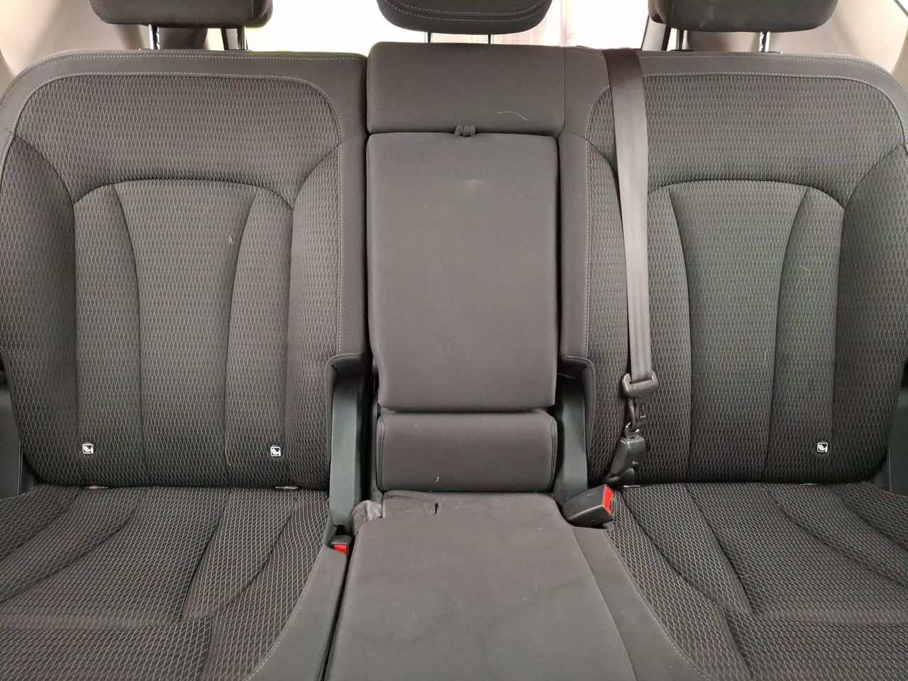 SSANGYONG - 25