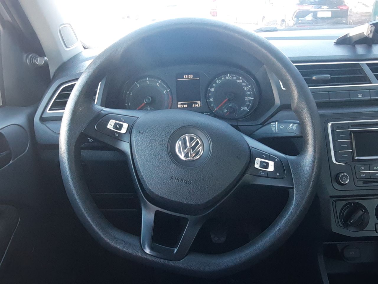 VOLKSWAGEN - 18