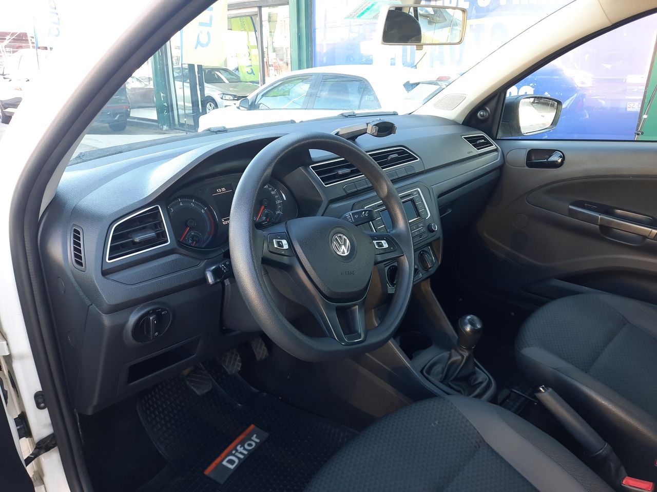 VOLKSWAGEN - 2