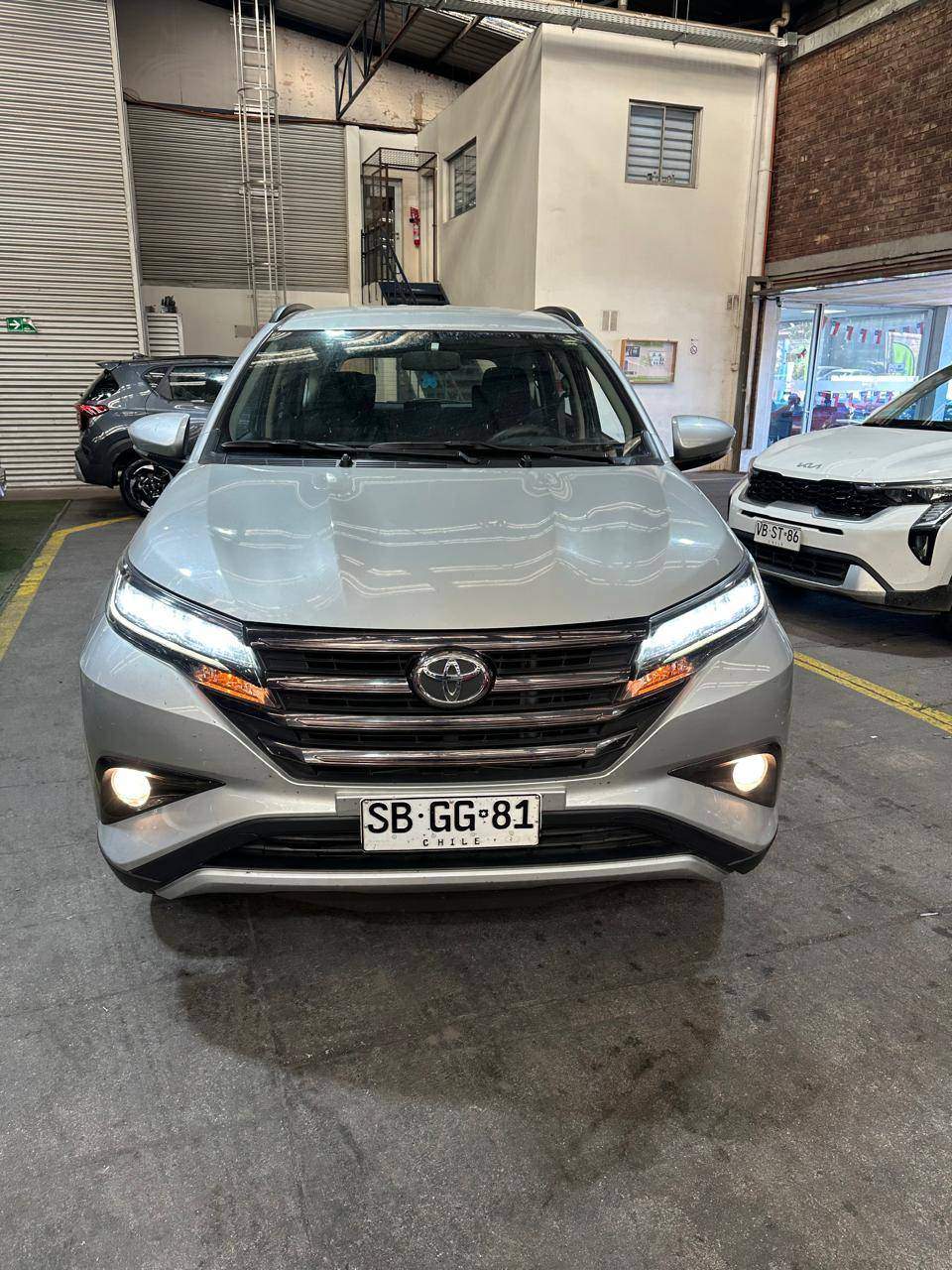 TOYOTA - 2