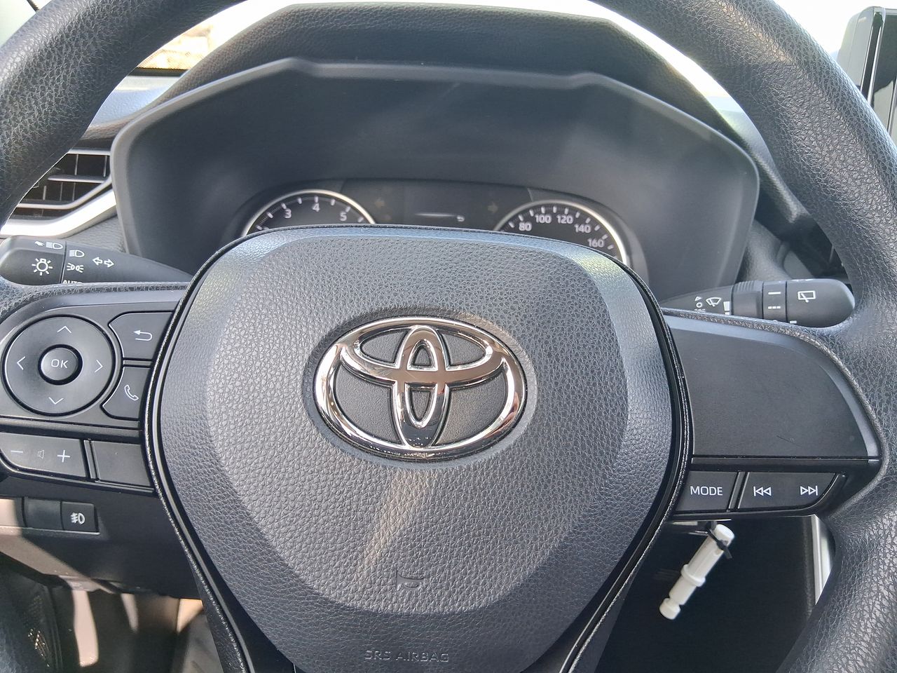 TOYOTA - 27