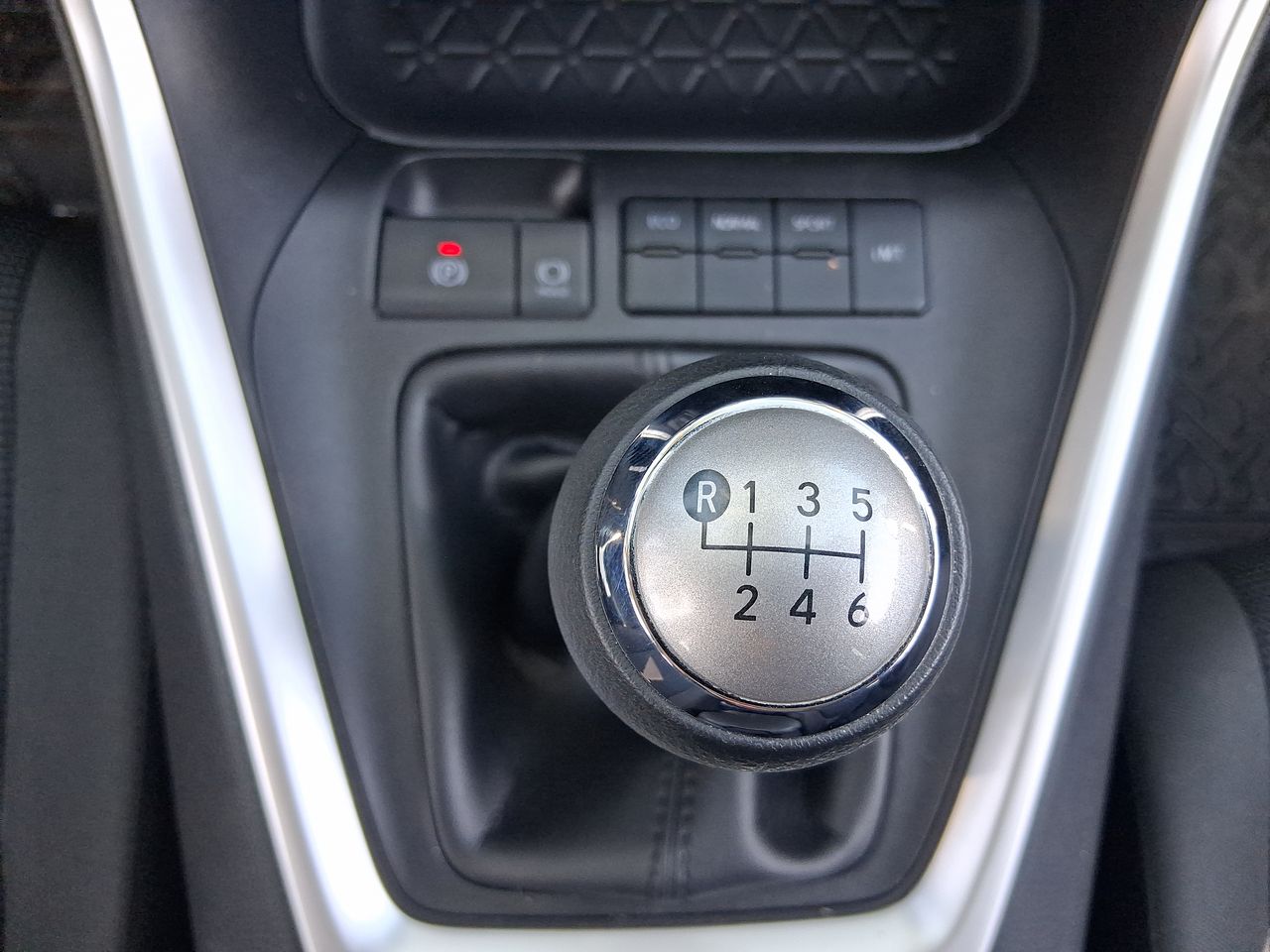TOYOTA - 31
