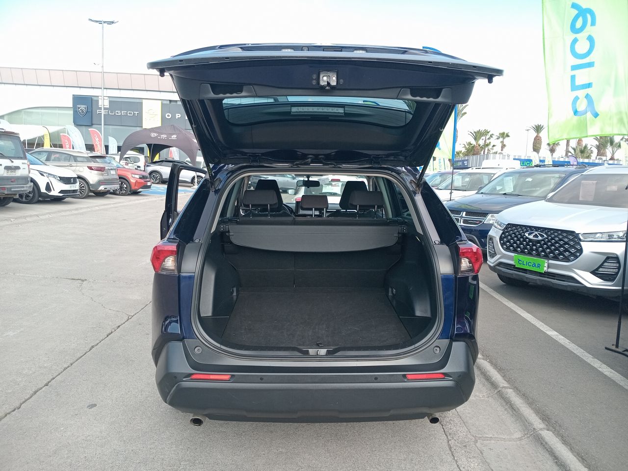 Toyota RAV4 — foto 20 de 34