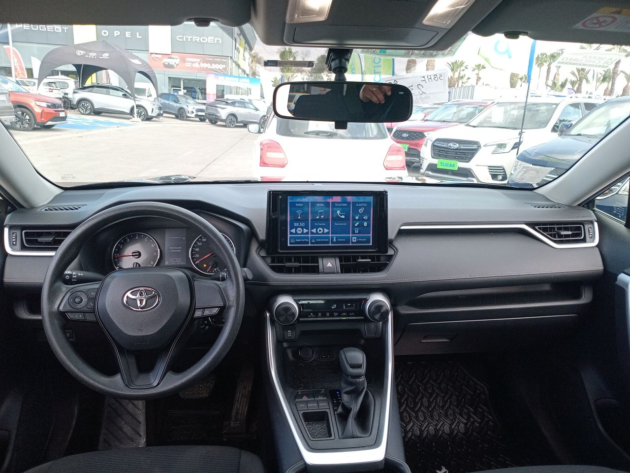 Toyota RAV4 — foto 10 de 34