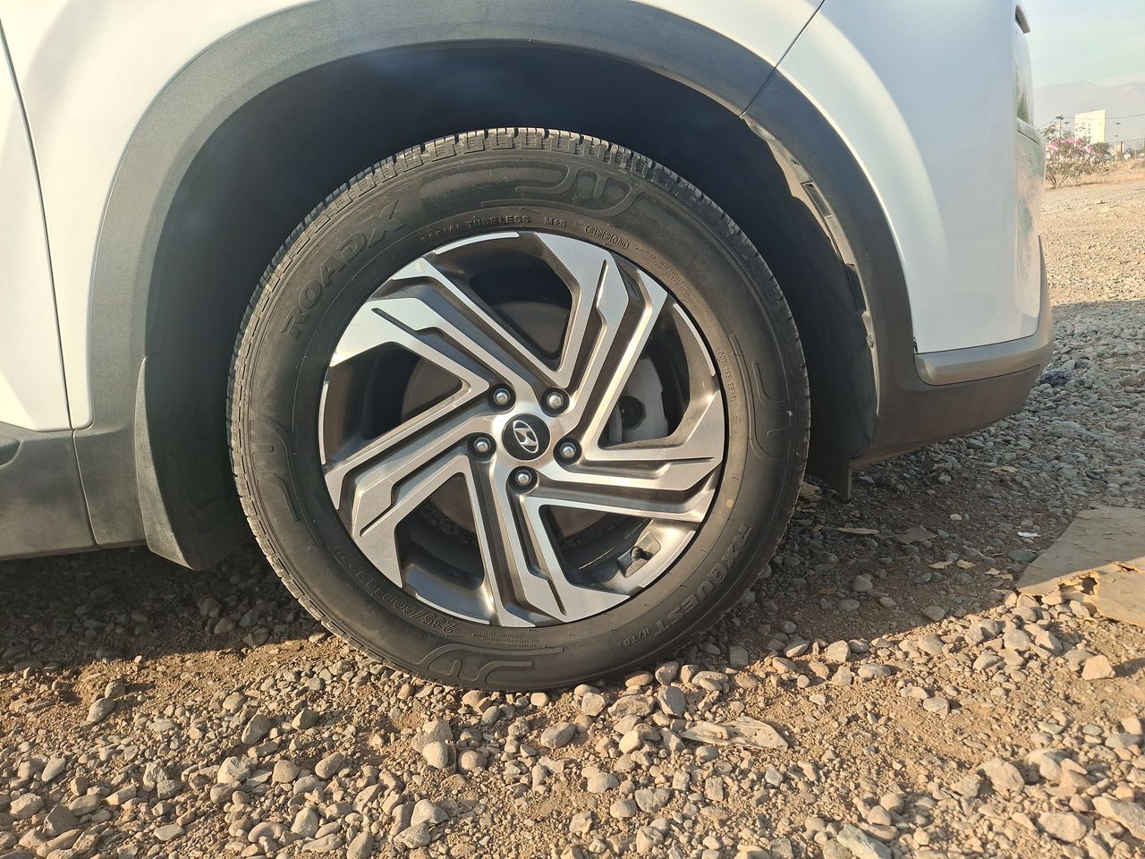 HYUNDAI - 9