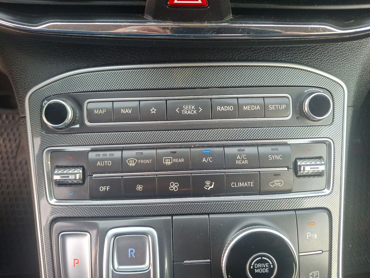 HYUNDAI - 21