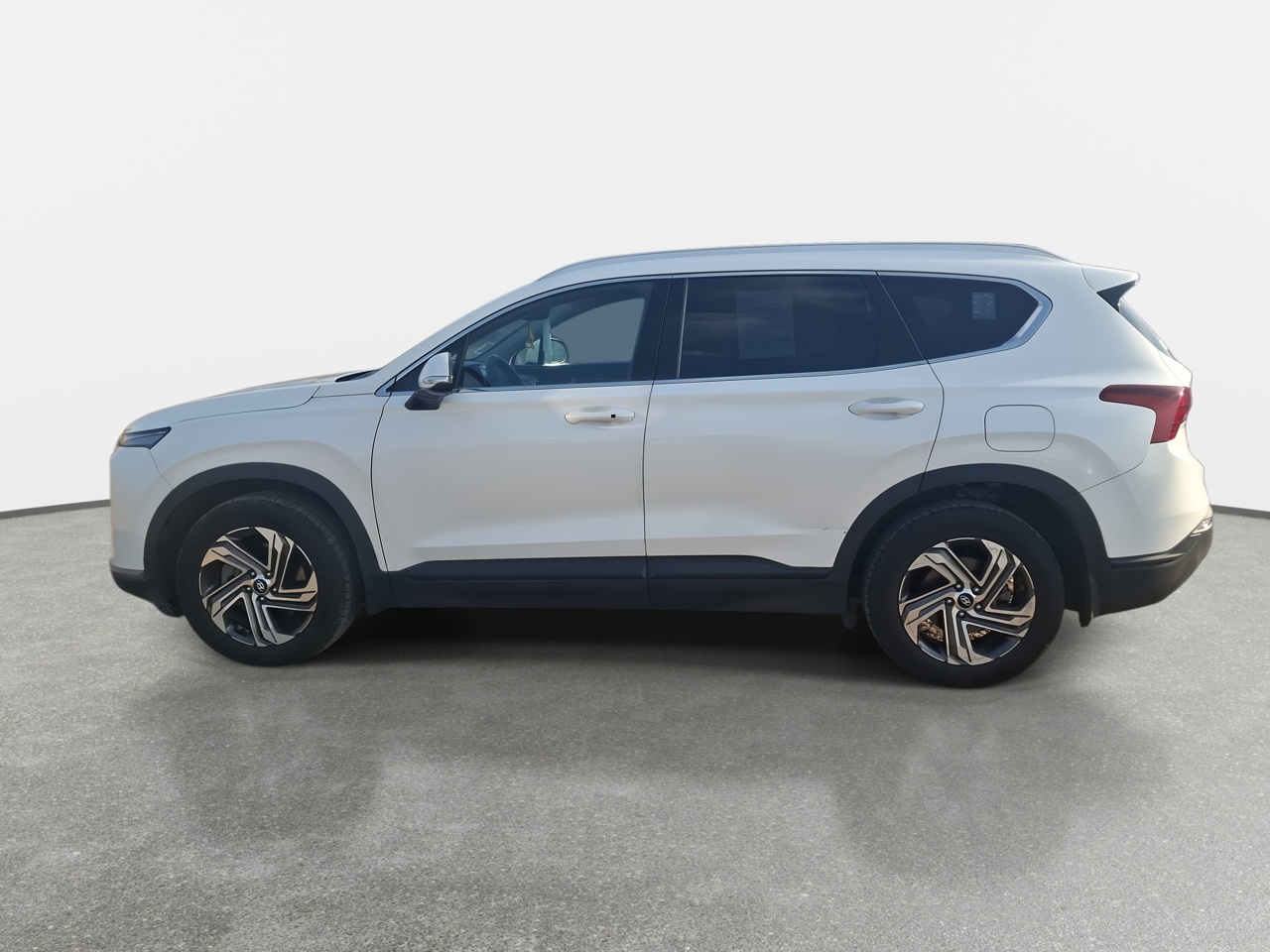 HYUNDAI - 4