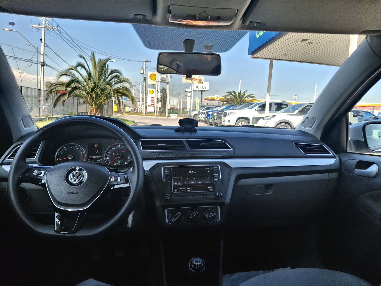 VOLKSWAGEN - 29