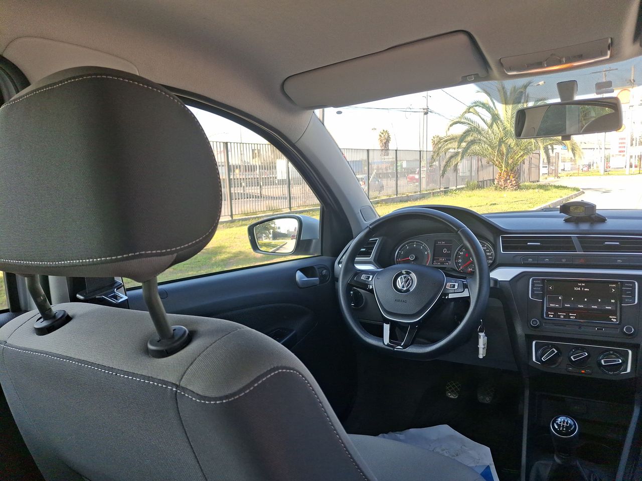 VOLKSWAGEN - 16