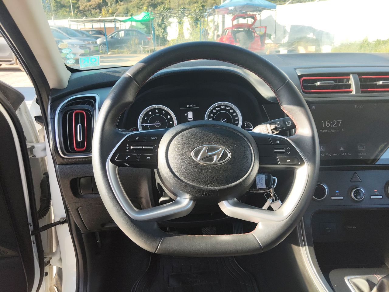 HYUNDAI - 18