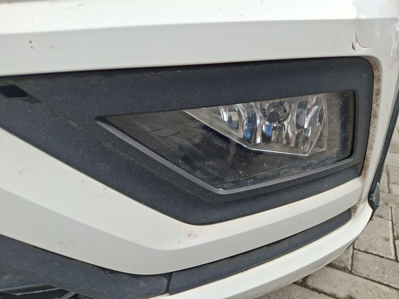 VOLKSWAGEN - 19