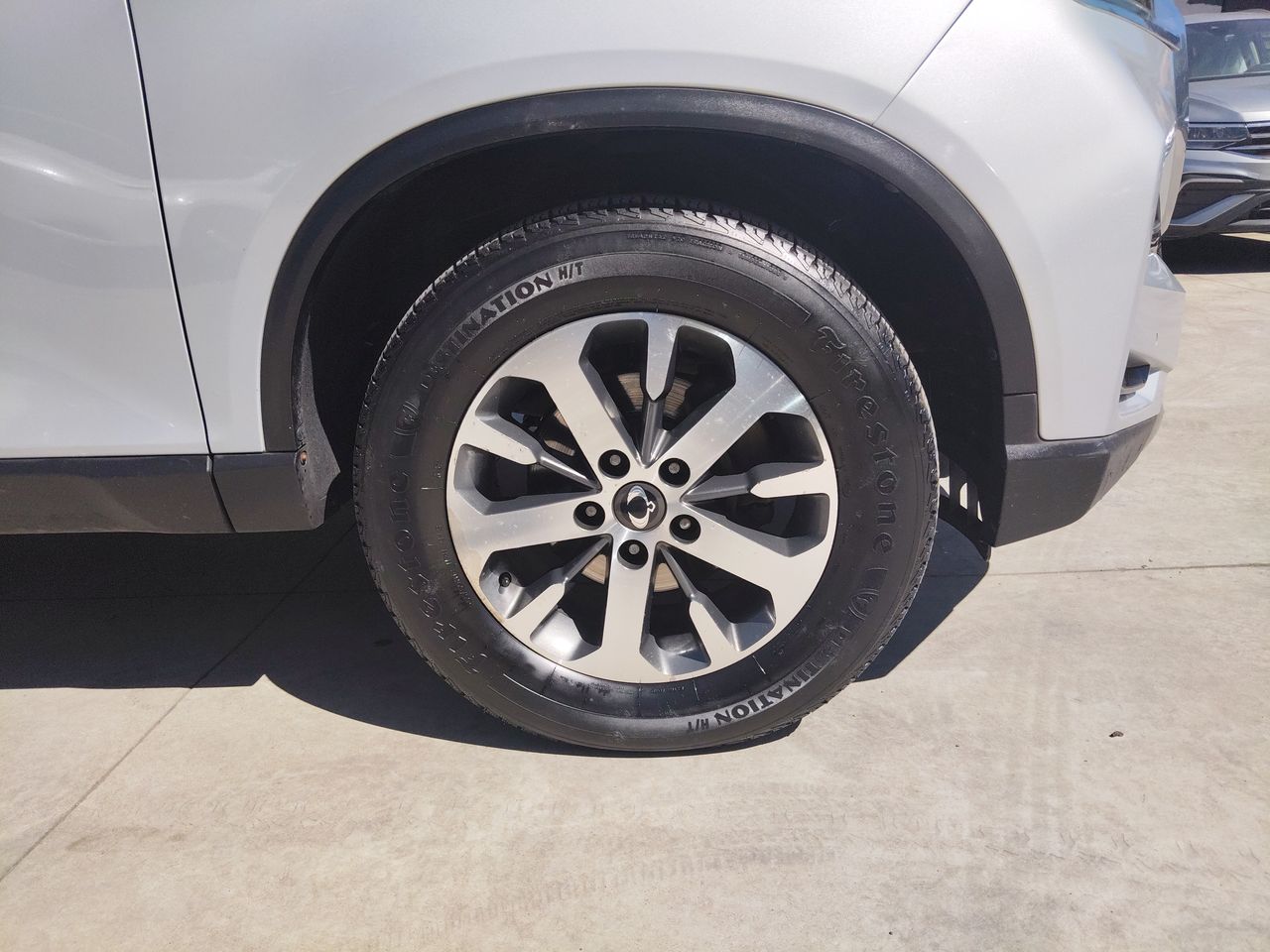SSANGYONG - 17