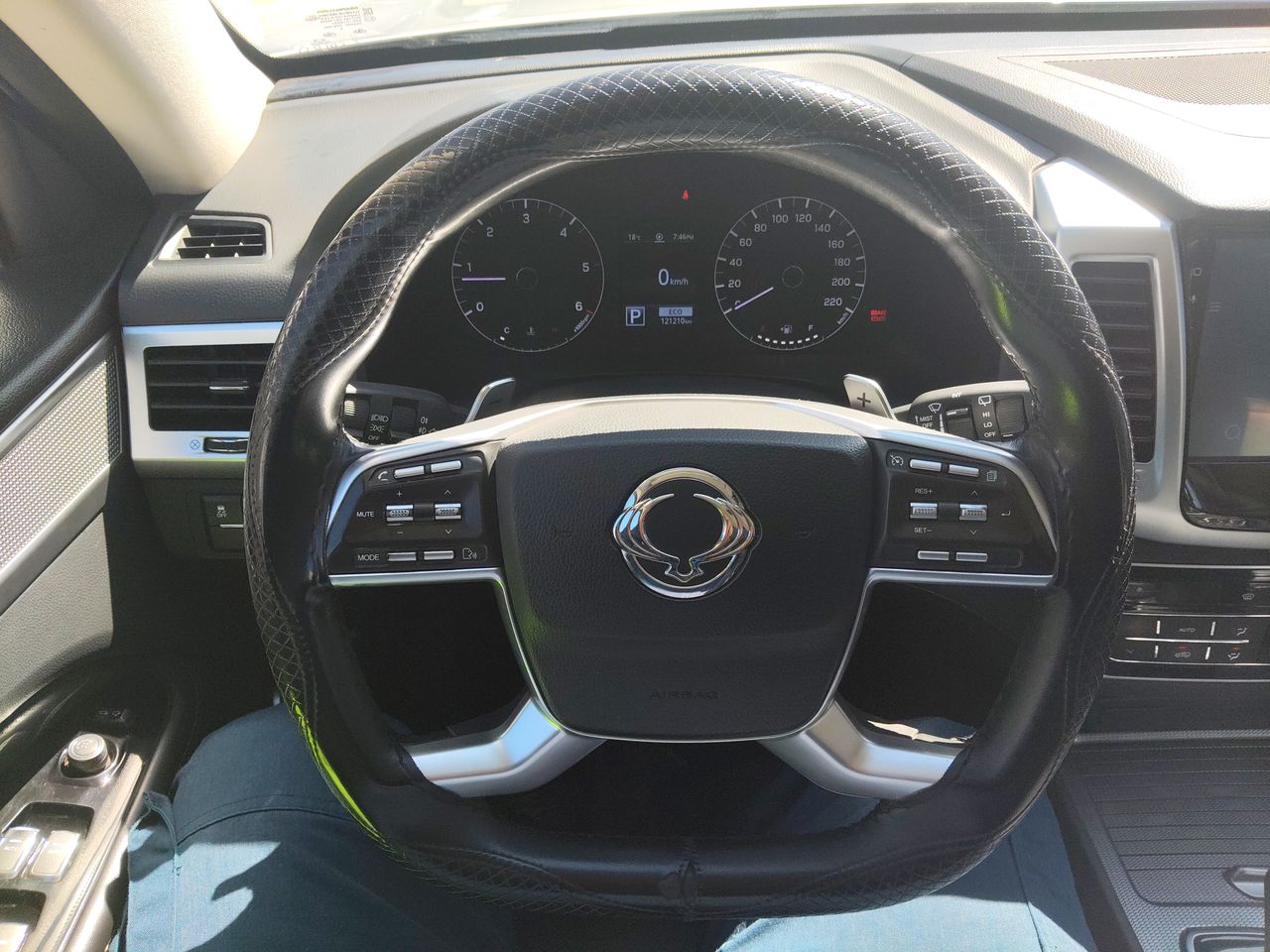 SSANGYONG - 26