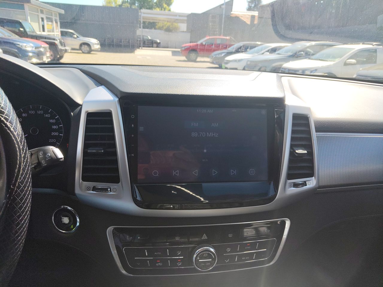 SSANGYONG - 29