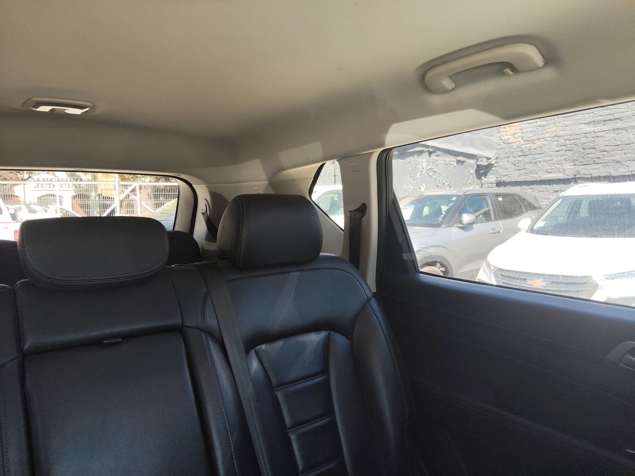 SSANGYONG - 14