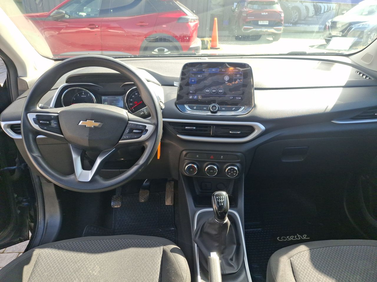Chevrolet Tracker — foto 25 de 27
