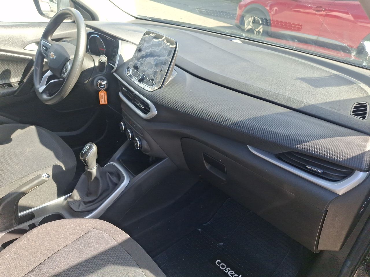 Chevrolet Tracker — foto 7 de 27
