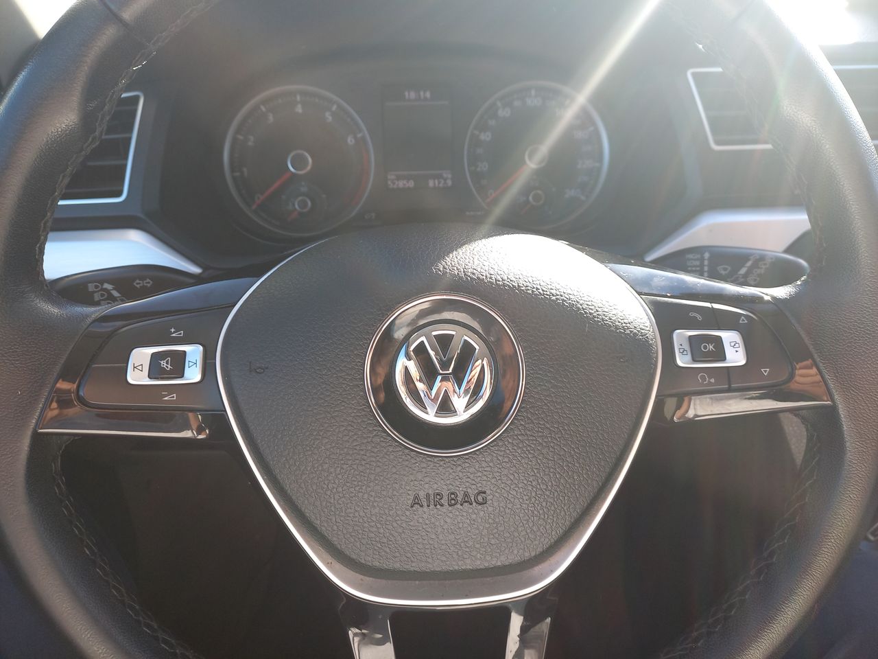 VOLKSWAGEN - 22