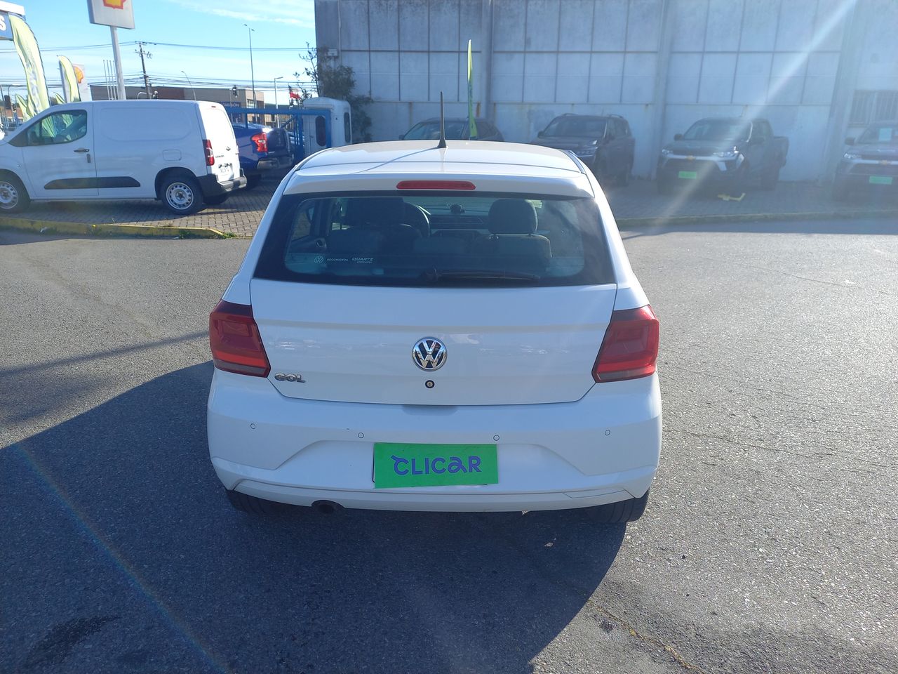 VOLKSWAGEN - 6