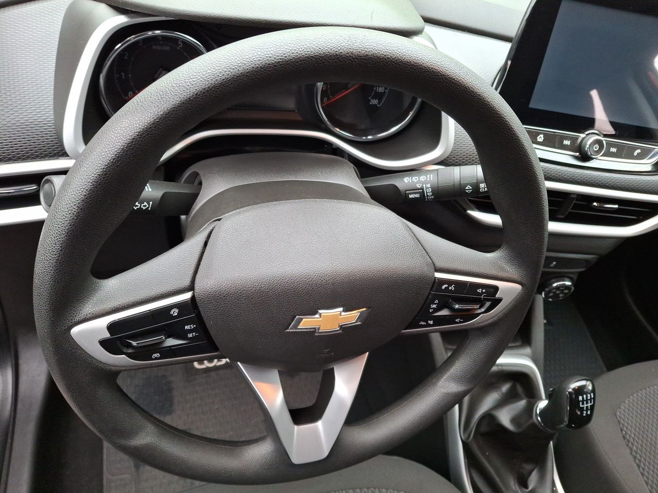 Chevrolet Tracker — foto 17 de 26