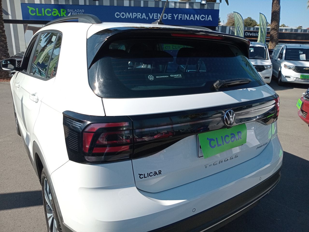 VOLKSWAGEN - 18