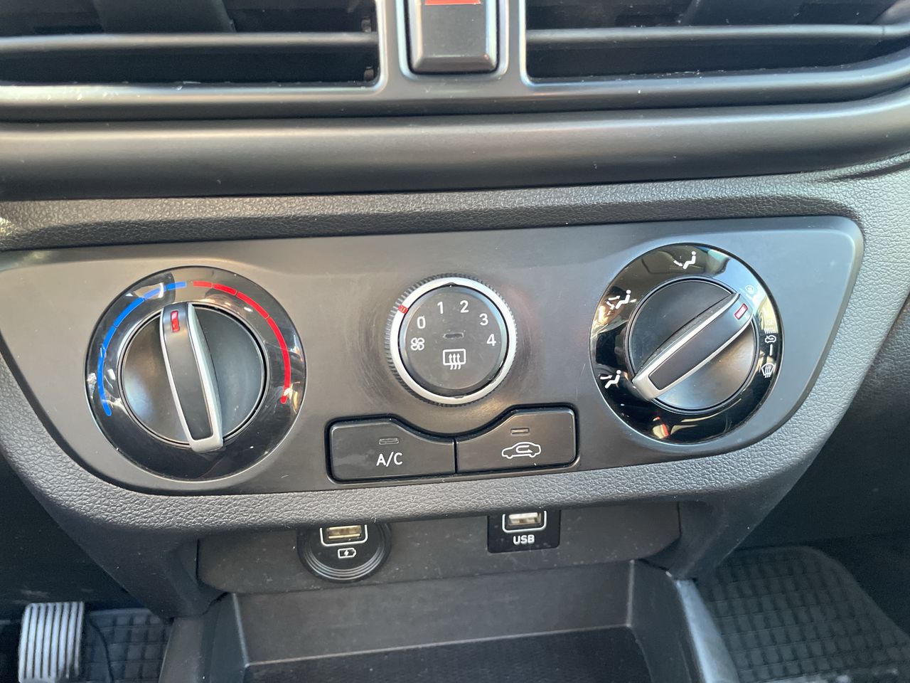 HYUNDAI - 29