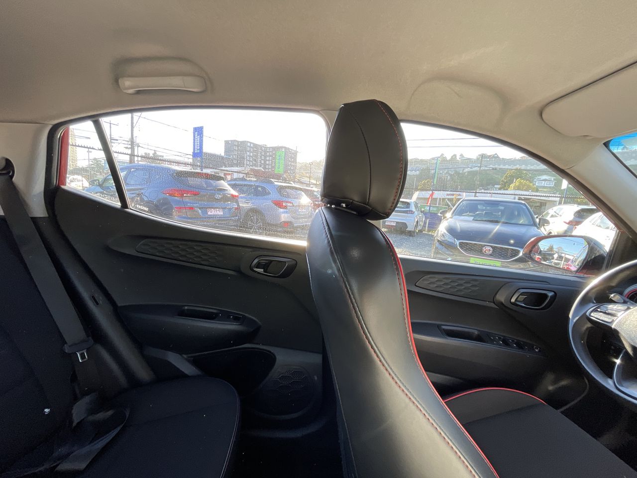 HYUNDAI - 15