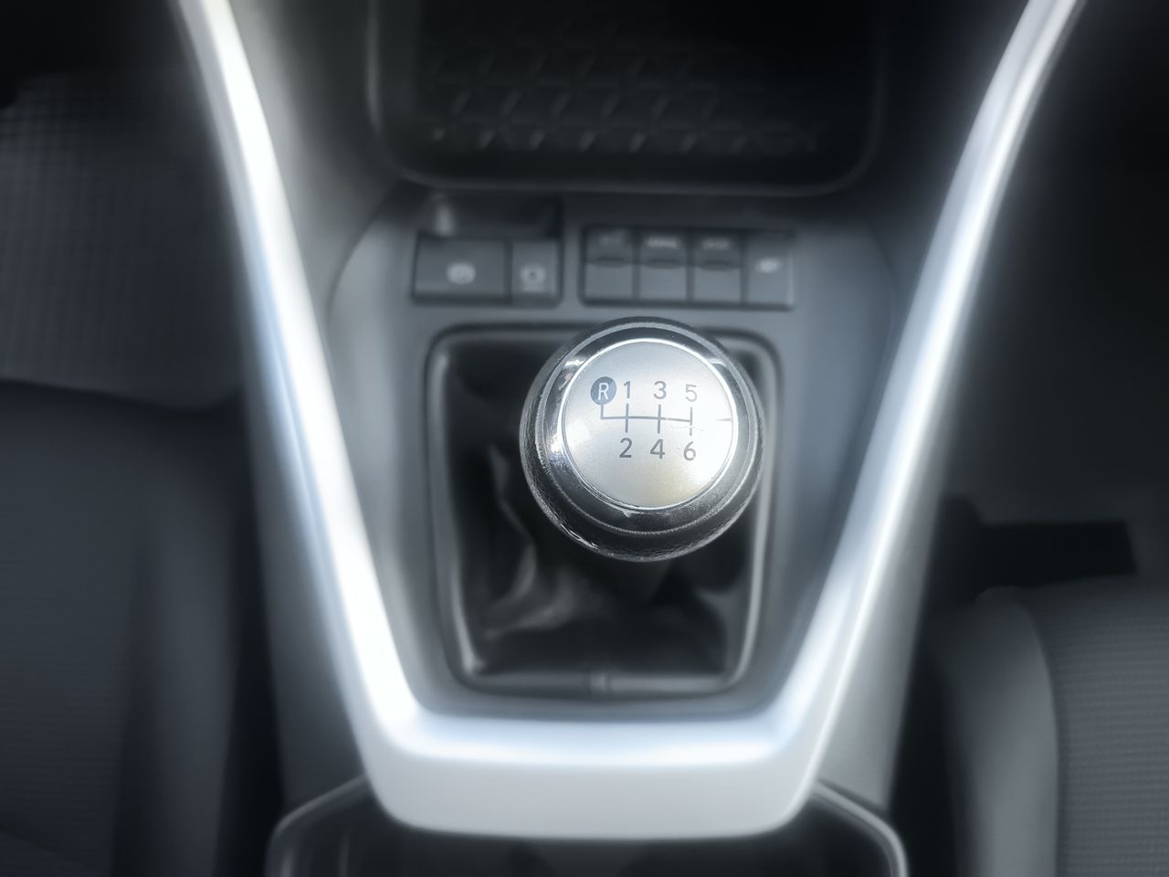 TOYOTA - 27