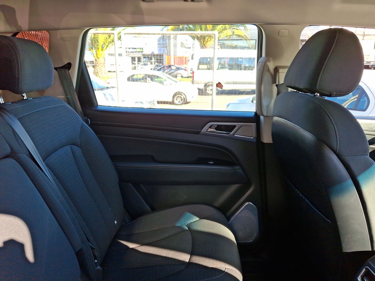 SSANGYONG - 15