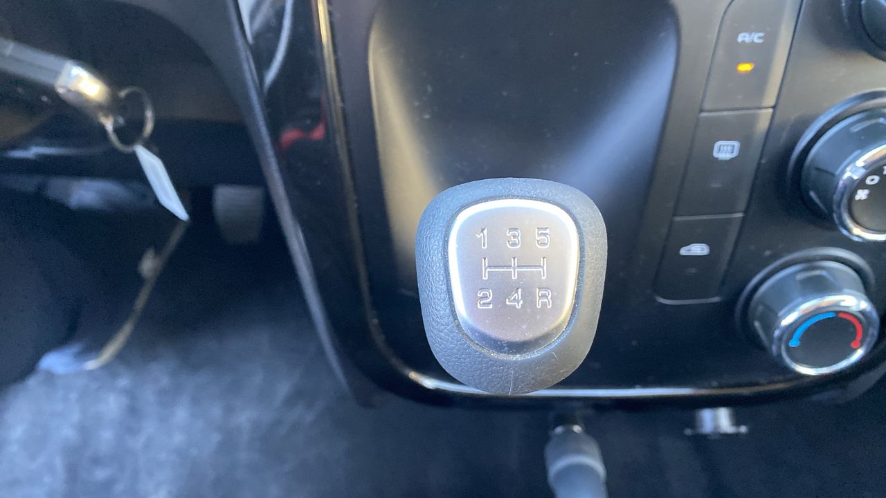 MAHINDRA - 30