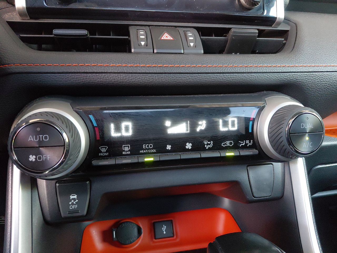 TOYOTA - 28