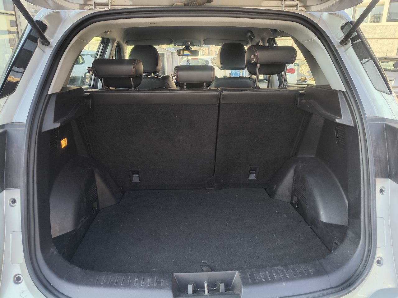Chery Tiggo 3 — foto 14 de 22
