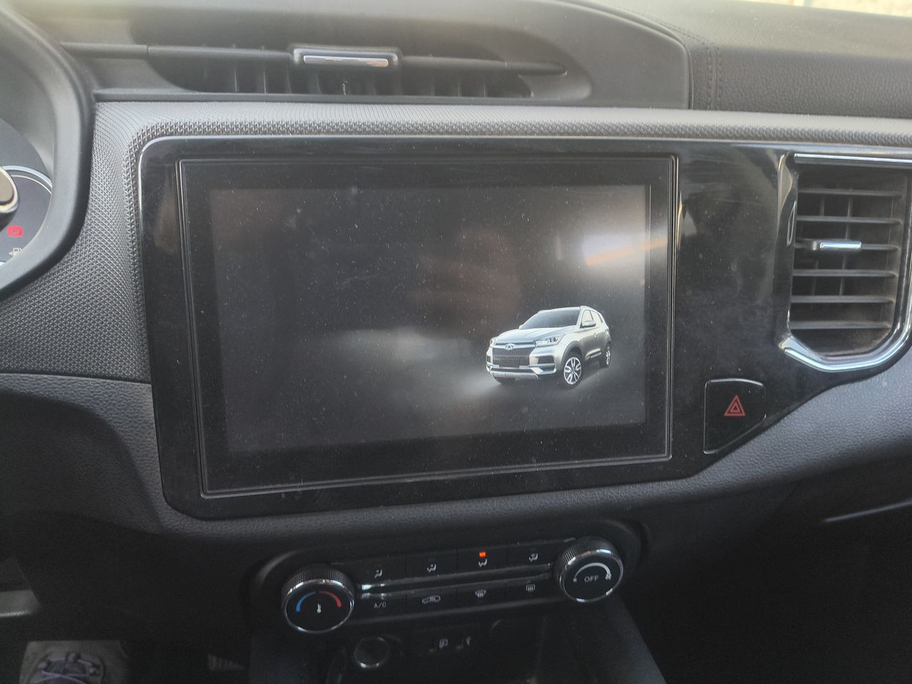 Chery Tiggo 3 — foto 18 de 22