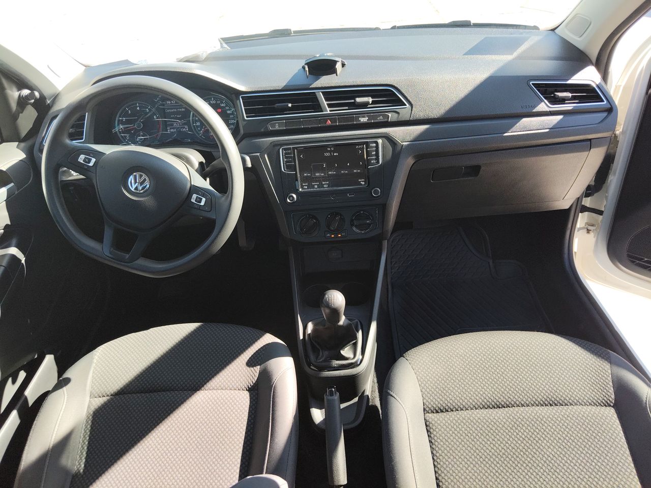 VOLKSWAGEN - 9