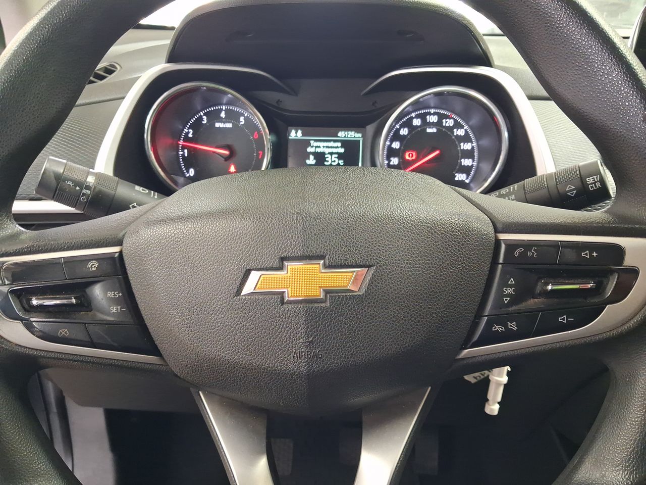 Chevrolet Tracker — foto 18 de 26