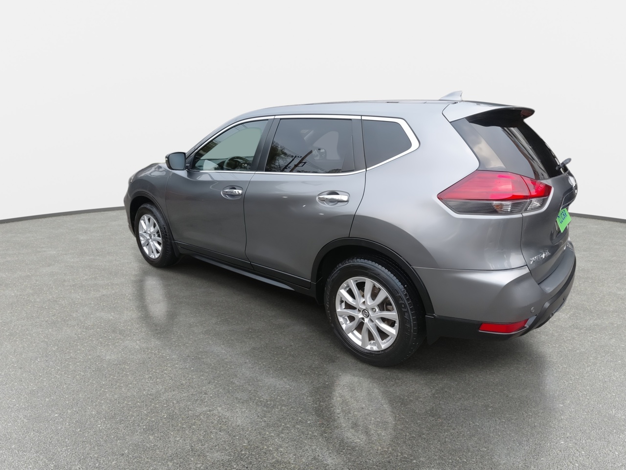 NISSAN - 5