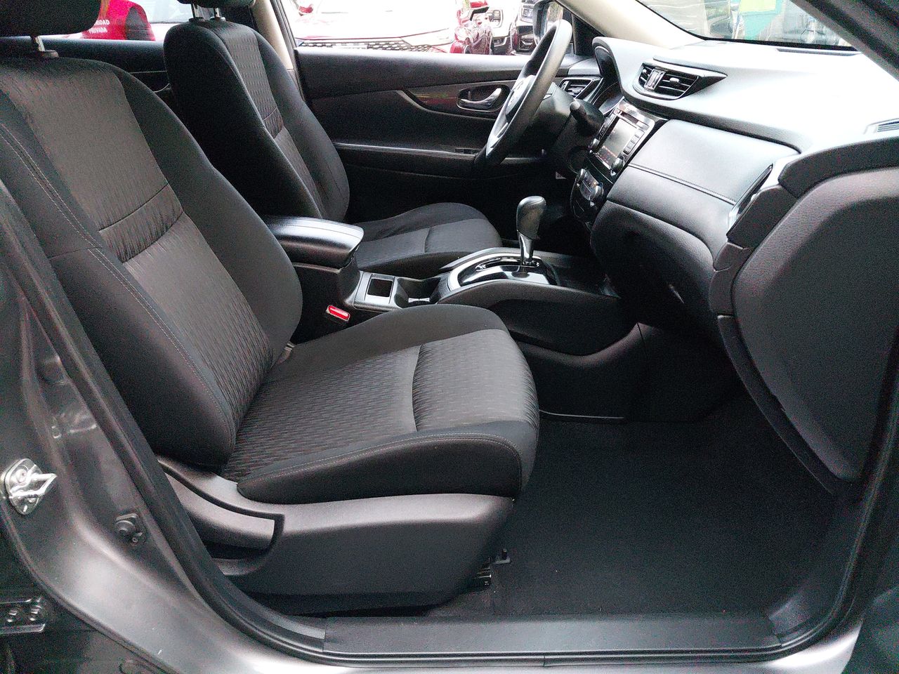 NISSAN - 2