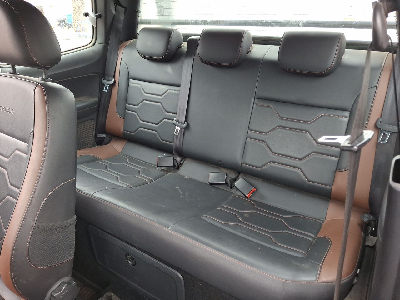 VOLKSWAGEN - 34