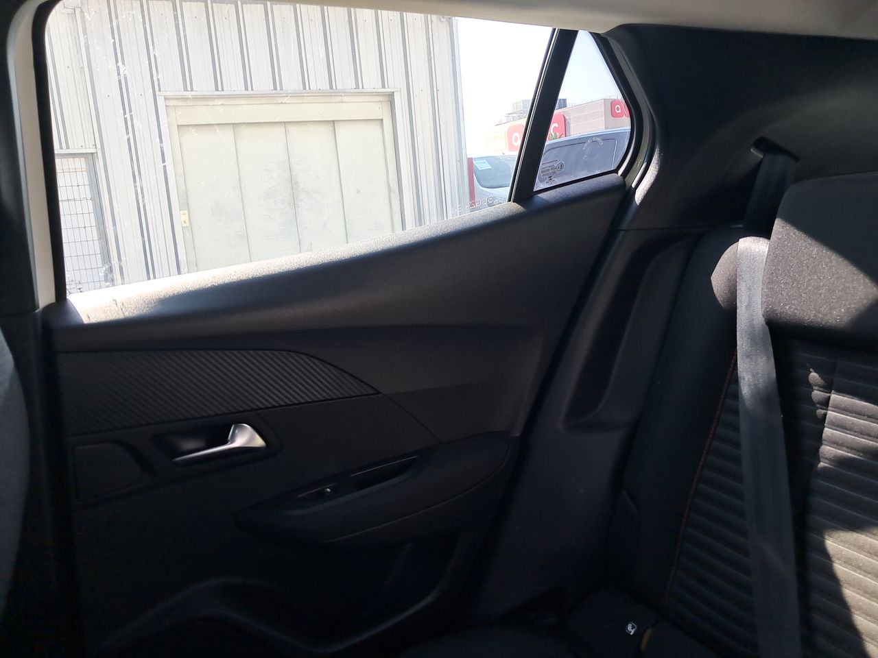 PEUGEOT - 12