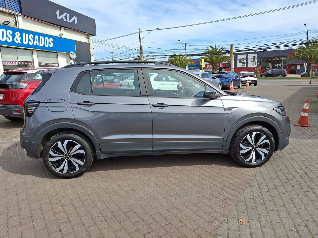 VOLKSWAGEN - 8