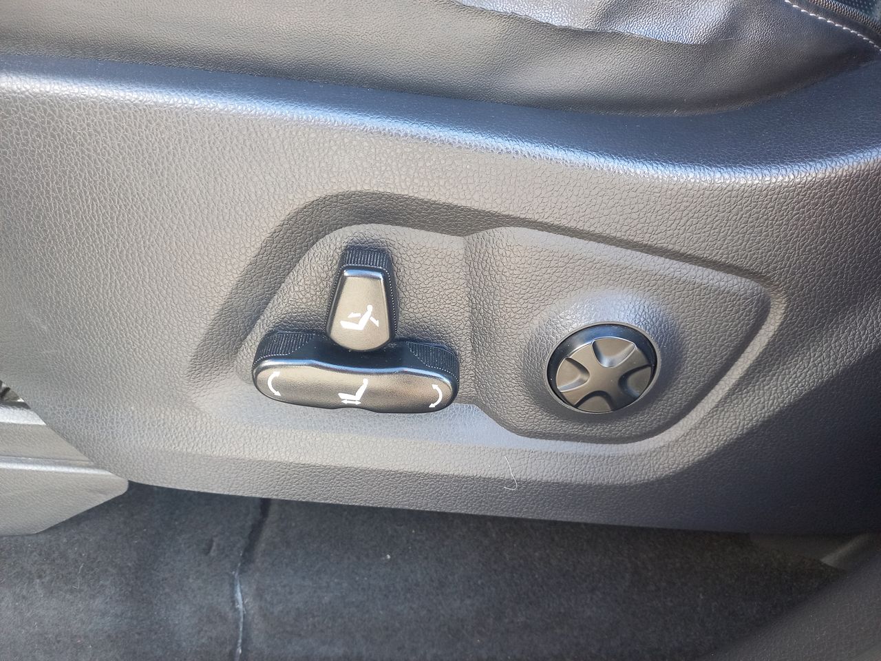 SSANGYONG - 22