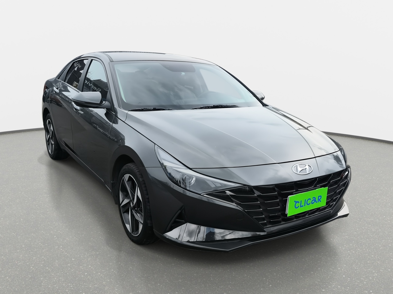 HYUNDAI