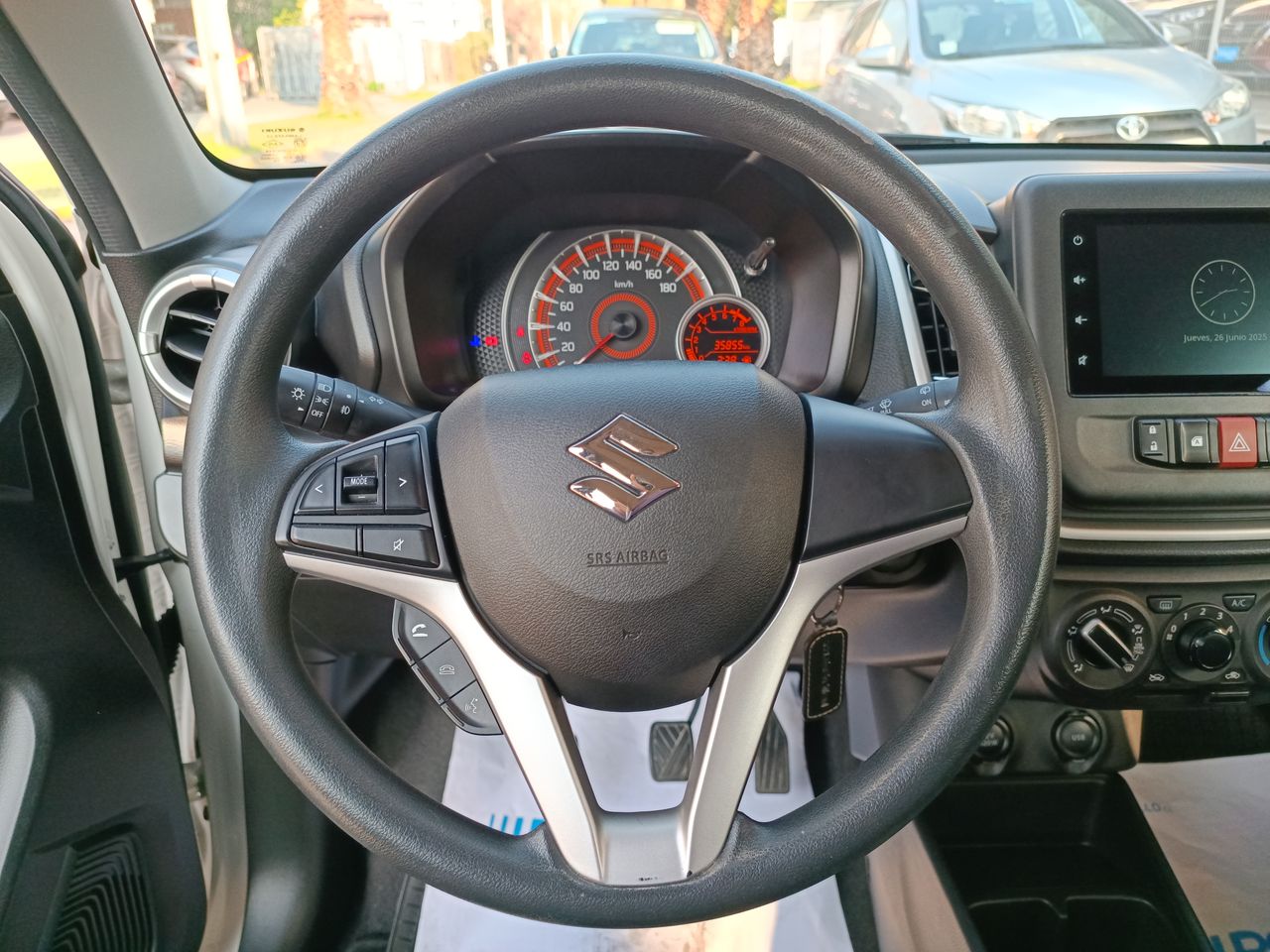 SUZUKI - 26