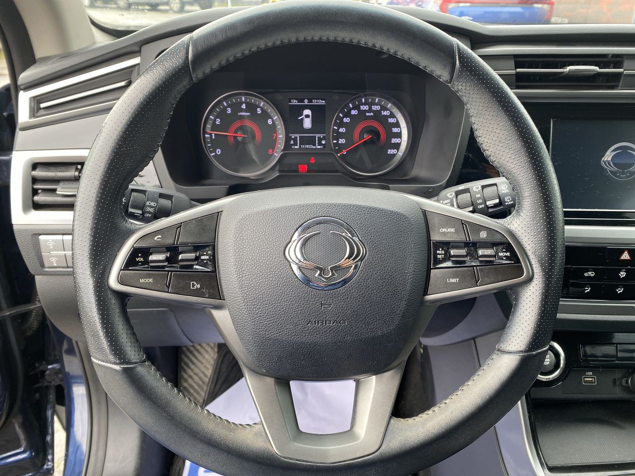 SsangYong Korando — foto 17 de 27