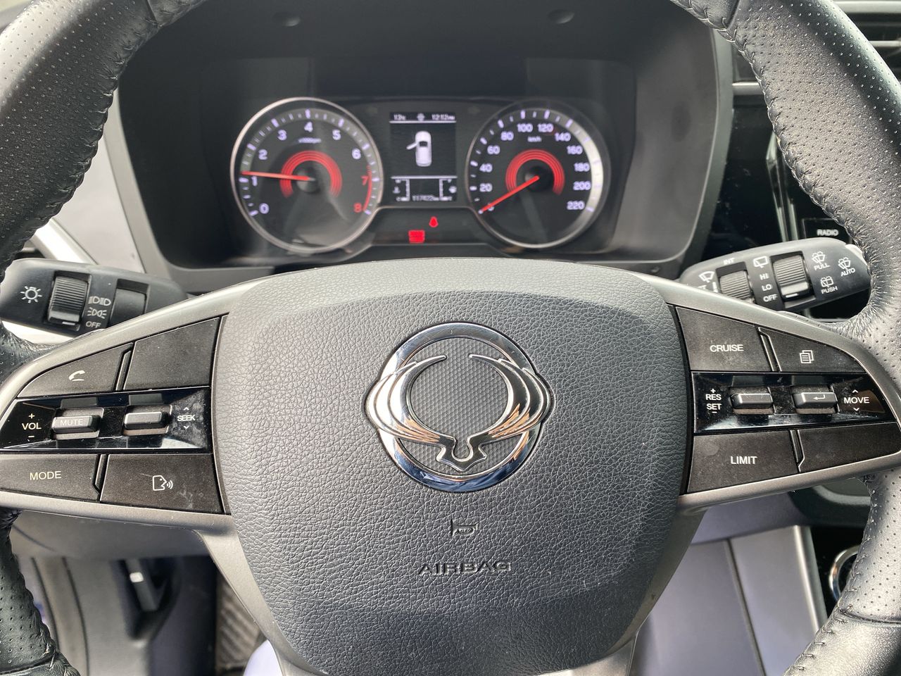 SsangYong Korando — foto 18 de 27
