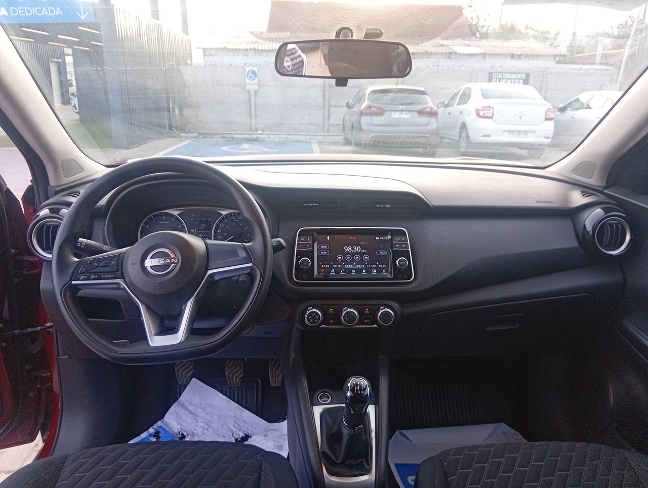 NISSAN - 28